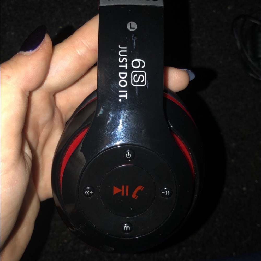 Nike 6s headphones